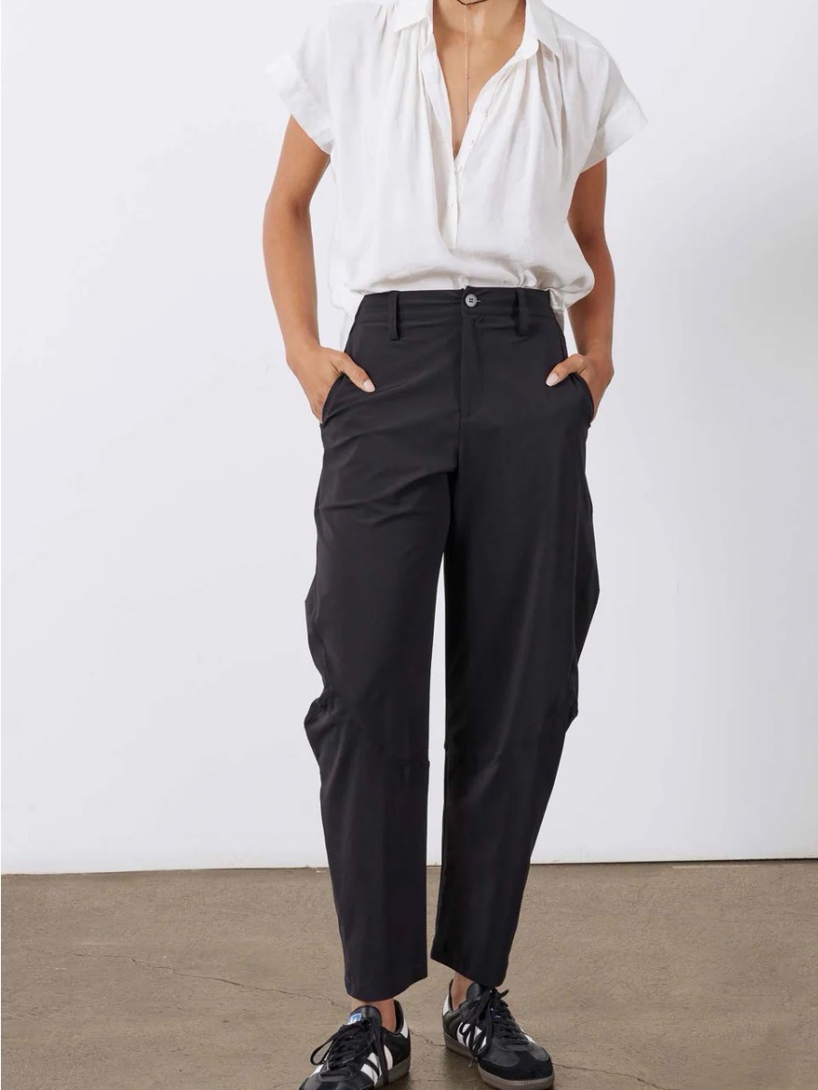 Ruti Women's High-Rise Black “On The Loose Pants”